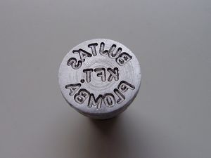 Plomba betét vésés